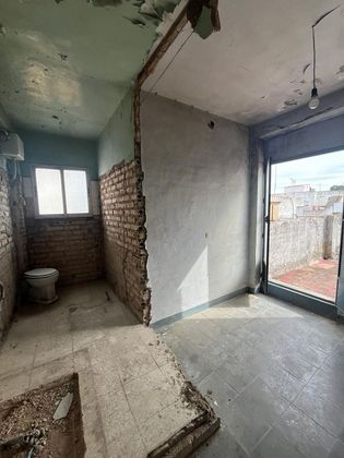 Foto 1 de Venta de piso en Coria del Río de 2 habitaciones y 60 m²