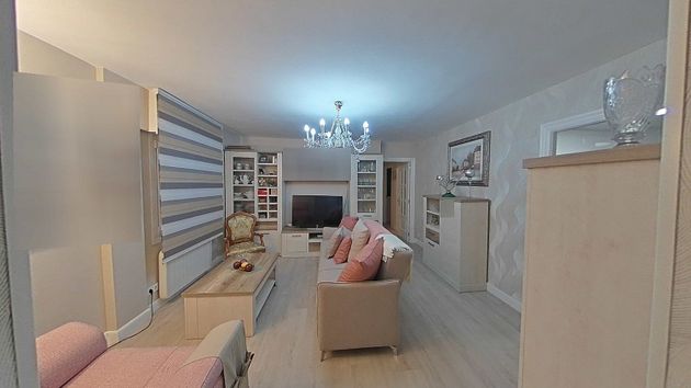 Foto 2 de Pis en venda a Portugalete de 3 habitacions amb terrassa i calefacció