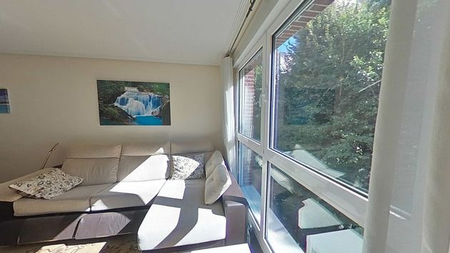 Foto 2 de Pis en venda a Galdakao de 3 habitacions amb terrassa i garatge