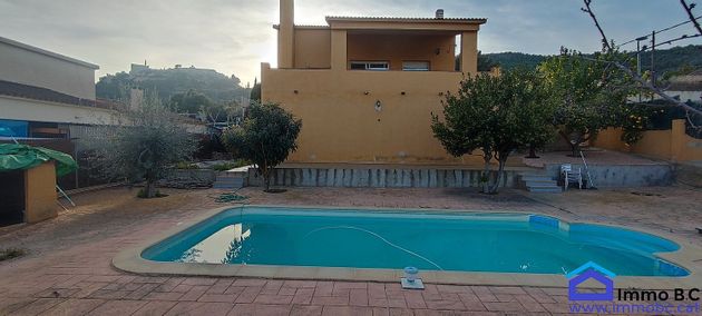 Foto 2 de Xalet en venda a Vespella de Gaià de 3 habitacions amb terrassa i piscina