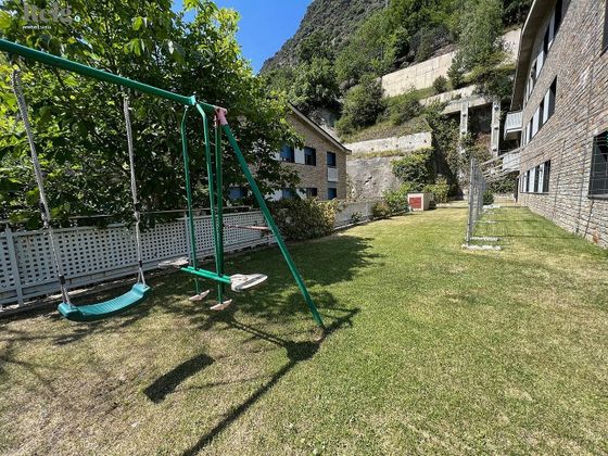 Foto 2 de Piso en venta en Escaldes, les de 4 habitaciones con terraza y jardín