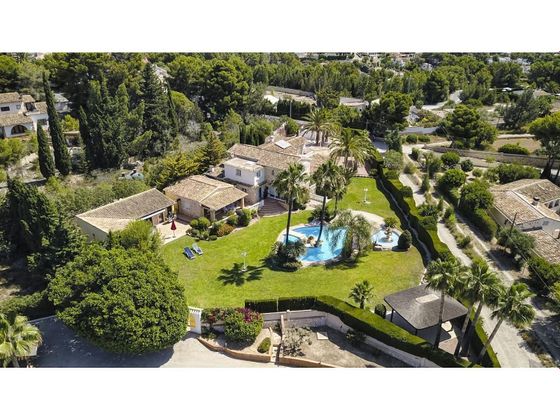 Foto 2 de Xalet en venda a Benissa de 7 habitacions amb terrassa i piscina