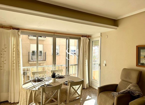 Foto 2 de Piso en venta en calle Menorca de 3 habitaciones con terraza y balcón