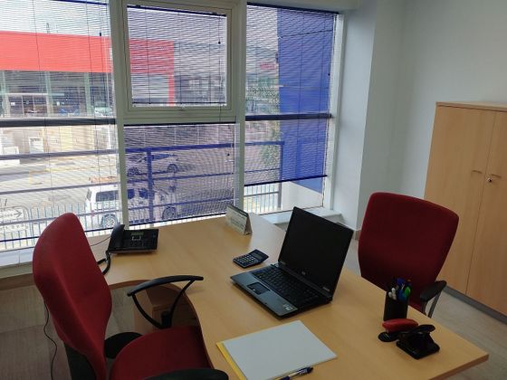 Foto 2 de Oficina en alquiler en avenida Del Estrecho de 15 m²