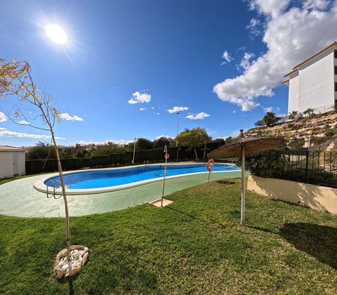 Foto 2 de Pis en lloguer a Campos de Golf - Villa Martin - Los Dolses de 2 habitacions amb terrassa i piscina