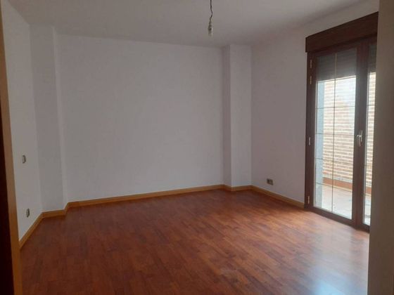 Foto 1 de Pis en venda a Santa Olalla de 3 habitacions i 123 m²