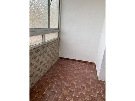 Foto 1 de Venta de piso en Villa del Prado de 2 habitaciones y 90 m²