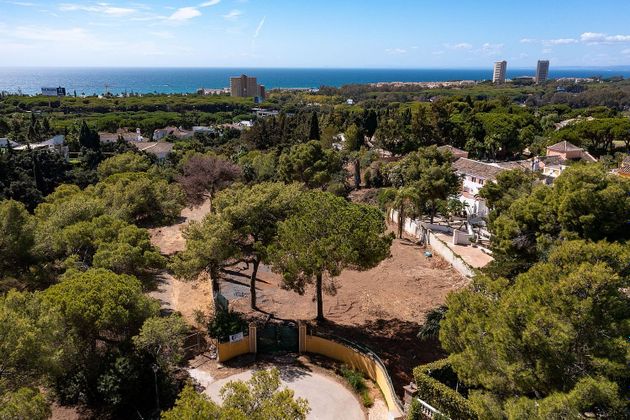 Foto 1 de Venta de terreno en Cabo Pino - Reserva de Marbella de 1710 m²