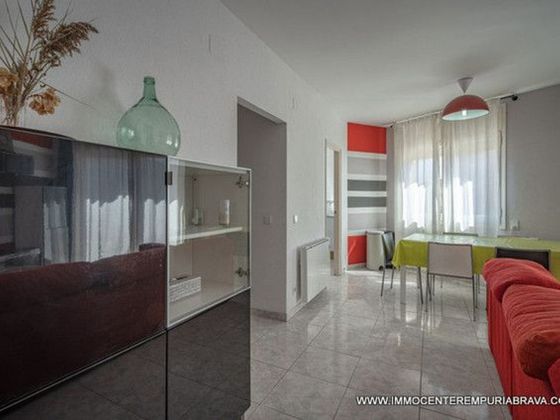 Foto 2 de Venta de piso en Sant Pere Pescador de 3 habitaciones y 85 m²