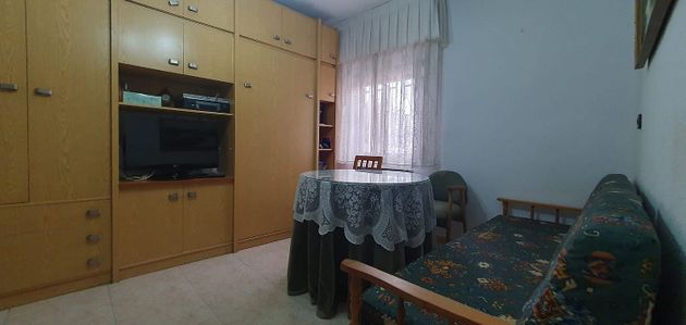Foto 1 de Piso en venta en Numancia de 3 habitaciones con calefacción y ascensor