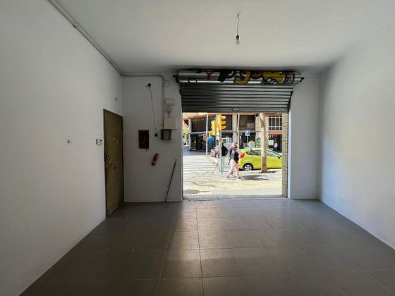 Foto 1 de Venta de local en calle De la Riera Blanca de 96 m²