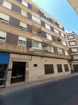 Foto 1 de Pis en venda a calle La Carrera de 3 habitacions amb terrassa i balcó