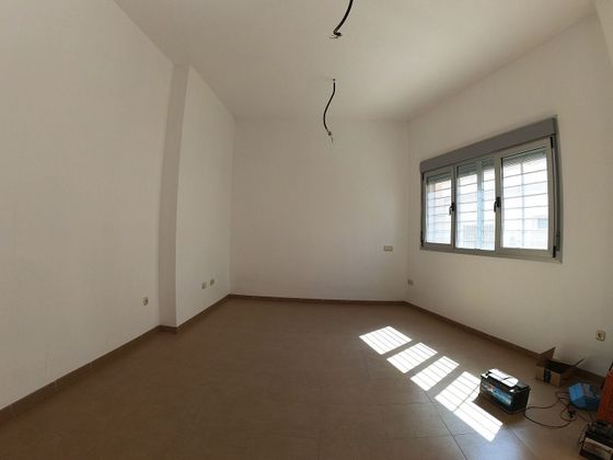 Foto 2 de Piso en venta en Ejido Centro de 3 habitaciones con garaje