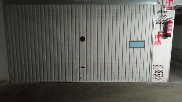 Foto 2 de Garaje en venta en calle José Ramón Zaragoza de 10 m²
