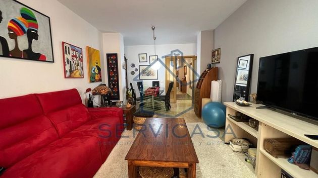 Foto 2 de Piso en venta en Hellín de 4 habitaciones con terraza y garaje