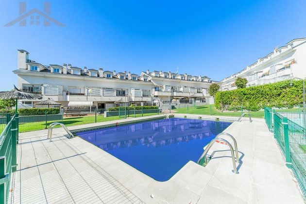 Foto 1 de Dúplex en venda a avenida De Los Toreros de 3 habitacions amb terrassa i piscina