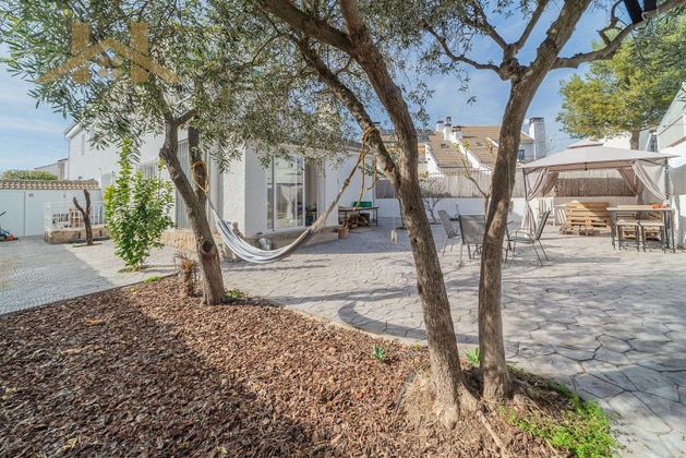 Foto 1 de Casa en venda a Sevilla la Nueva de 4 habitacions amb terrassa i aire acondicionat