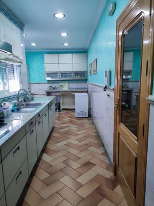 Foto 1 de Dúplex en venta en Isla Cristina ciudad de 5 habitaciones con terraza