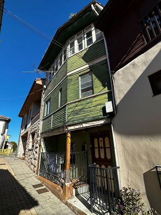 Foto 2 de Casa en venta en calle Torazo de 4 habitaciones con terraza