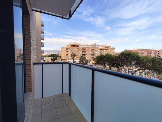 Foto 1 de Piso en venta en Nueva Almería - Cortijo Grande - Vega de Acá de 2 habitaciones con terraza y piscina