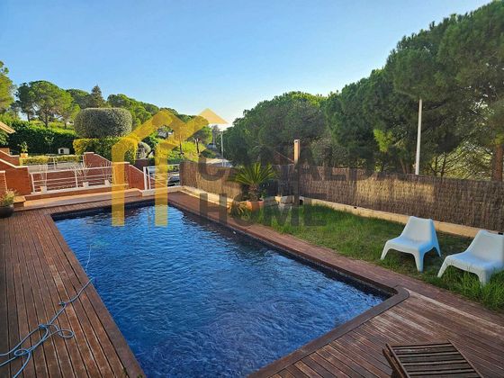 Foto 2 de Casa en venta en Teià de 5 habitaciones con terraza y piscina