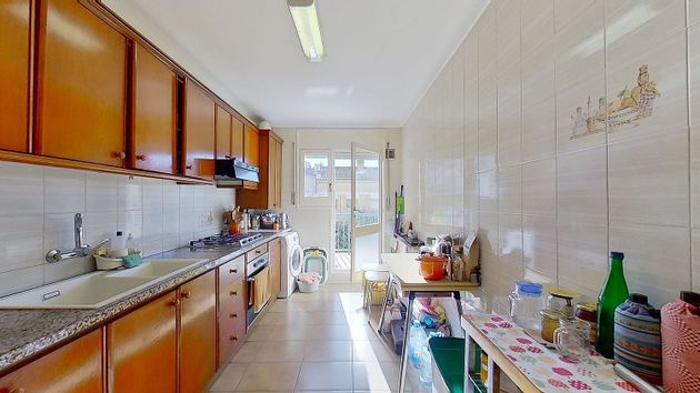 Foto 1 de Casa en venta en Poble Nou de 5 habitaciones con terraza y garaje