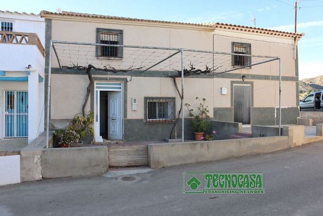 Foto 2 de Casa rural en venda a calle Almocaizar de 6 habitacions amb terrassa i balcó