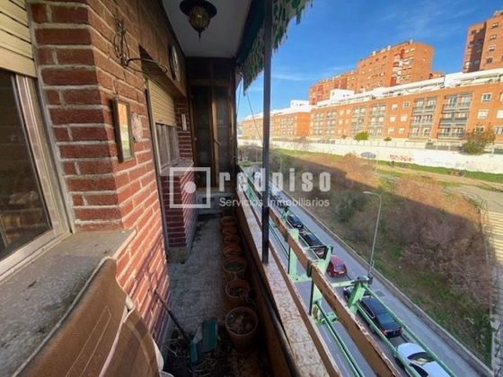 Foto 1 de Piso en venta en Numancia de 2 habitaciones con terraza