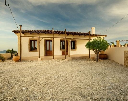 Foto 1 de Casa rural en venda a Norte - Barrio del Pilar - El Reñidero de 6 habitacions amb terrassa i piscina