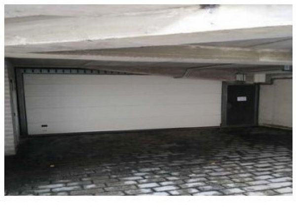 Foto 2 de Garatge en venda a calle La Cueva de 16 m²