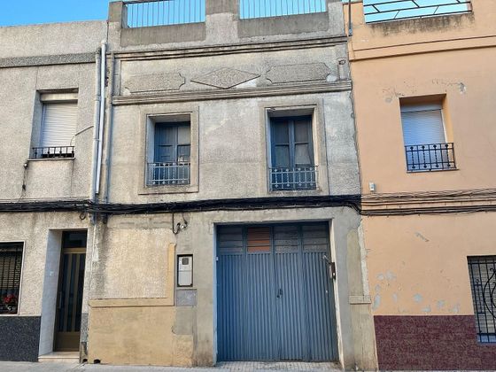 Foto 1 de Chalet en venta en Alberic de 4 habitaciones con terraza