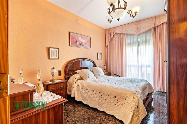 Foto 1 de Casa en venda a Carretera Mojonera – Cortijos de Marín de 3 habitacions amb terrassa i balcó