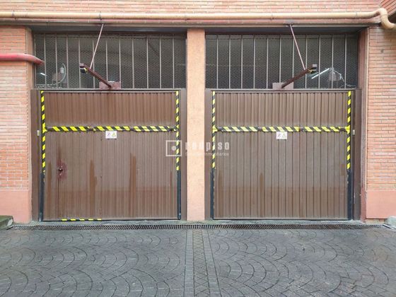 Foto 2 de Garaje en venta en Valdezarza de 10 m²
