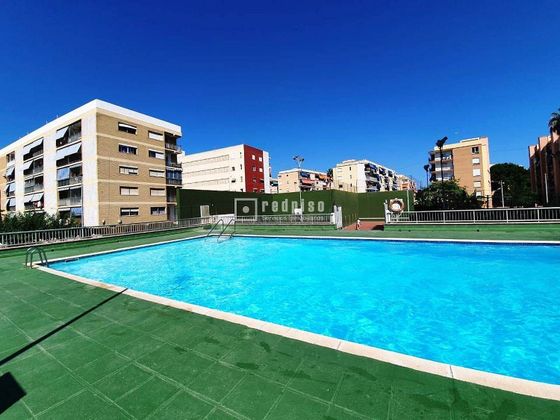 Foto 2 de Piso en venta en Pobla de Farnals (la) de 3 habitaciones con terraza y piscina
