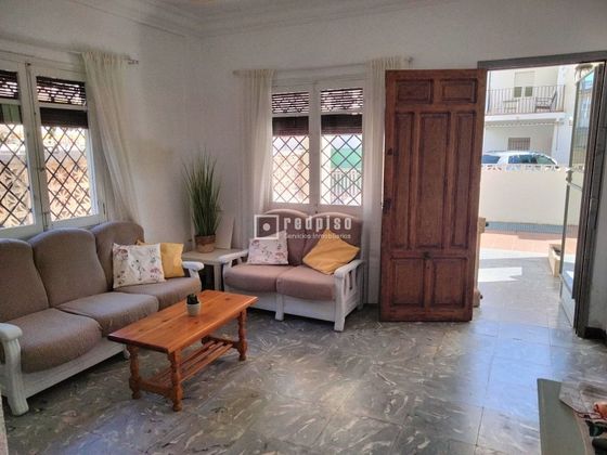 Foto 1 de Casa en venda a Playa de Gandia de 7 habitacions amb terrassa i aire acondicionat