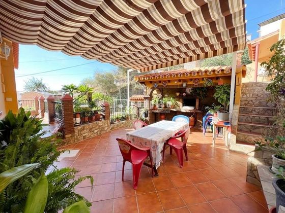 Foto 2 de Casa en venda a Pedregalejo de 7 habitacions amb terrassa i jardí