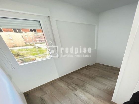 Foto 1 de Pis en venda a Centro - Torrejón de Ardoz de 2 habitacions amb terrassa i piscina
