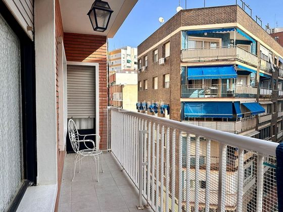 Foto 1 de Venta de piso en El Carmen de 3 habitaciones con terraza y balcón