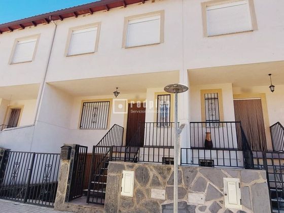Foto 1 de Casa en venta en Navalucillos (Los) de 4 habitaciones con garaje y aire acondicionado