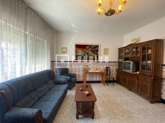 Foto 2 de Casa en venda a Almonacid de Toledo de 5 habitacions amb terrassa i aire acondicionat