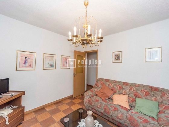Foto 2 de Pis en venda a Valderas - Los Castillos de 3 habitacions amb terrassa i calefacció
