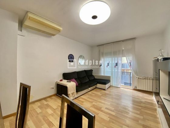Foto 2 de Venta de piso en El Poble Sec - Parc de Montjuïc de 4 habitaciones con balcón y aire acondicionado