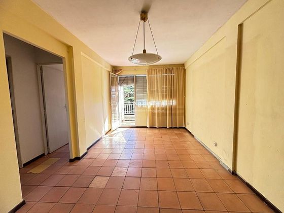 Foto 2 de Pis en venda a Aluche de 3 habitacions amb terrassa i ascensor
