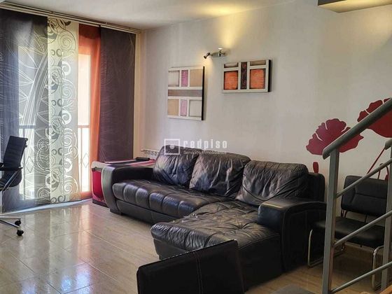Foto 1 de Dúplex en venda a Centro - Valdemoro de 2 habitacions amb garatge i aire acondicionat