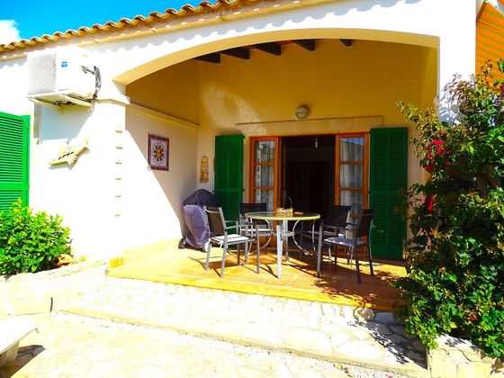 Foto 2 de Venta de chalet en Cala Magrana-Cala Anguila-Cala Mendia de 3 habitaciones con terraza y jardín