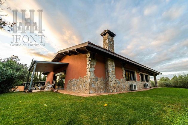 Foto 1 de Casa rural en venda a Móra d´Ebre de 7 habitacions amb terrassa i piscina