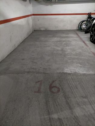 Foto 2 de Garatge en venda a calle De Santiago Rusiñol de 20 m²