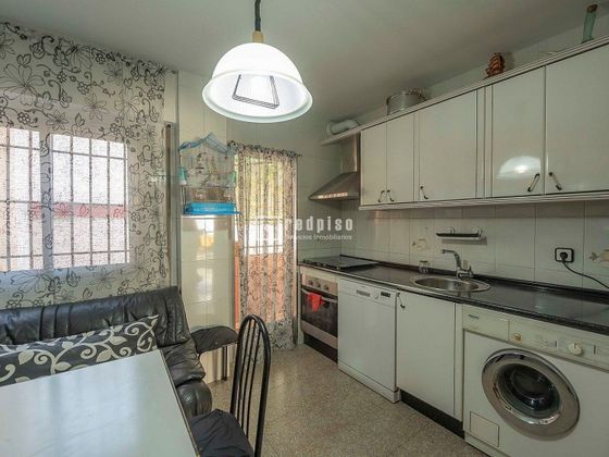 Foto 2 de Dúplex en venda a Los Rosales de 4 habitacions amb terrassa i calefacció