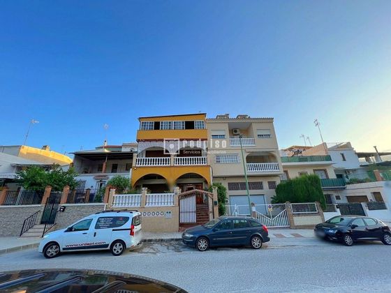 Foto 2 de Casa en venda a Alegría de la Huerta- Jardín de Málaga de 7 habitacions amb terrassa i balcó