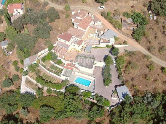 Foto 1 de Casa en venda a Casabermeja de 8 habitacions amb terrassa i piscina